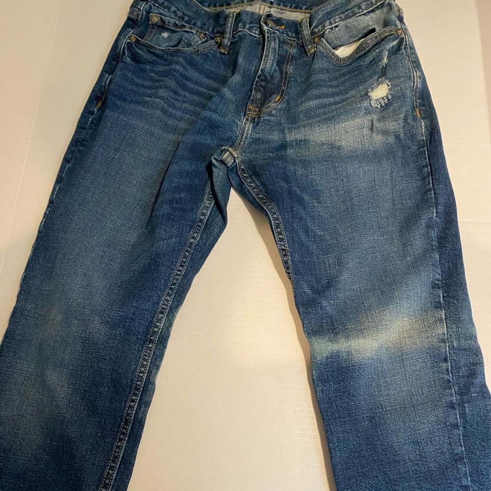 Men’s Old Navy medium wash denim size 30x30